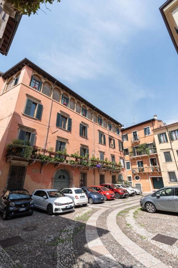 Romeo And Juliet Apartments 베로나 외부 사진